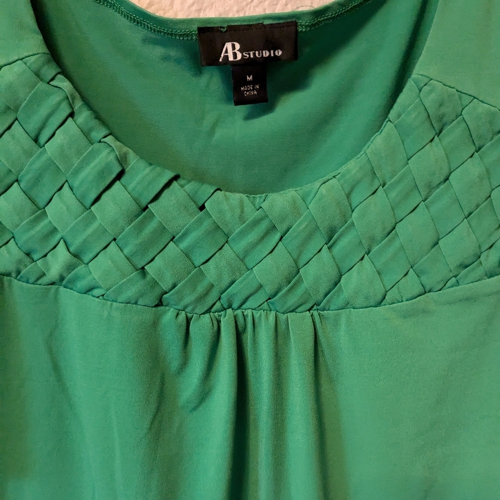 💕SALE💕 AB Studio Green Short Sleeve Top Sz. M - Picture 5 of 8